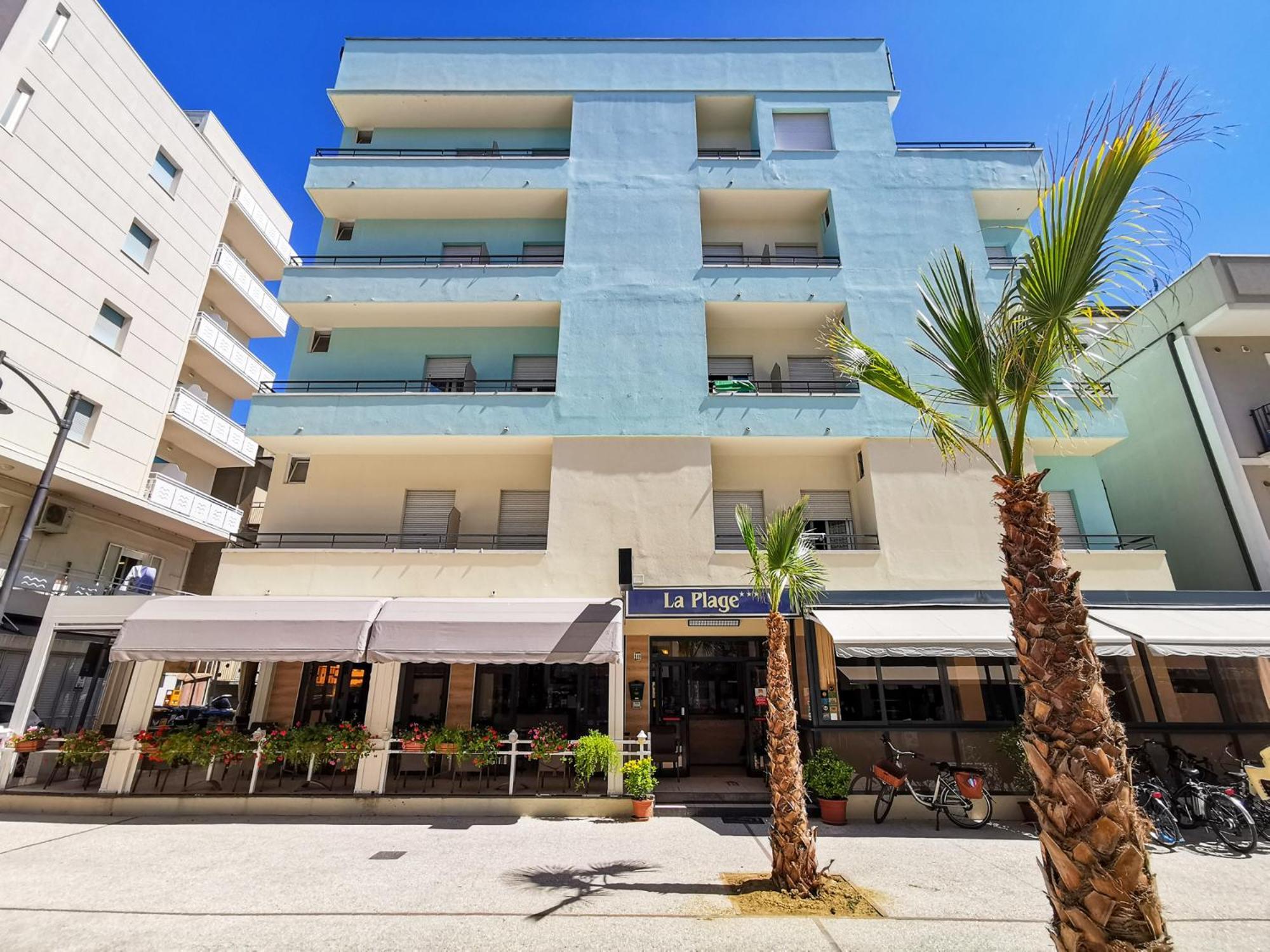 Hotel La Plage Cattolica Exterior photo